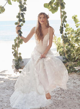 Rebecca Ingram Rubena Wedding Dress